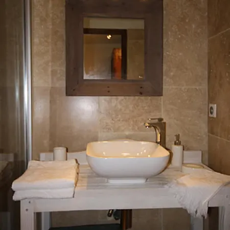 Holiday home Thor: Private Pool Retreat Near L'isle Sur La Sorgue
