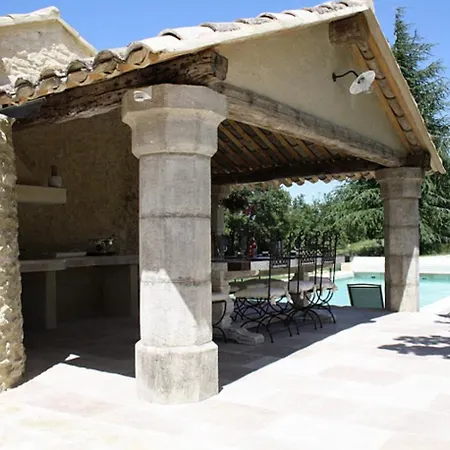 Holiday home Thor: Private Pool Retreat Near L'isle Sur La Sorgue