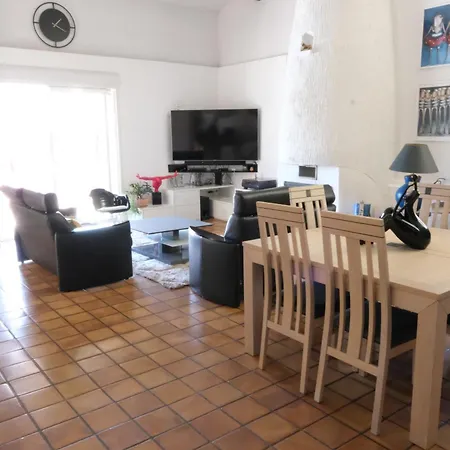 Thor: Private Pool Retreat Near L'isle Sur La Sorgue *