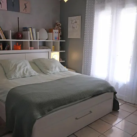 Thor: Private Pool Retreat Near L'isle Sur La Sorgue Holiday home Le Thor