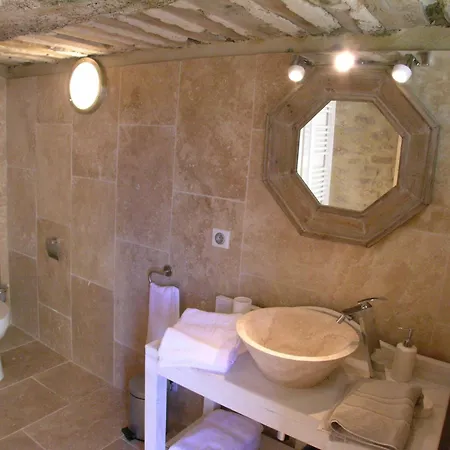 Thor: Private Pool Retreat Near L'isle Sur La Sorgue Le Thor